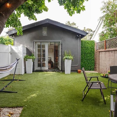 Serene 1 Bed Guest House With Patio Sleeps 6 Los Angeles Exteriér fotografie