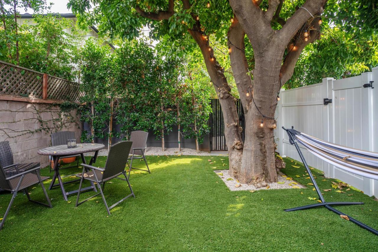 Serene 1 Bed Guest House With Patio Sleeps 6 Los Angeles Exteriér fotografie