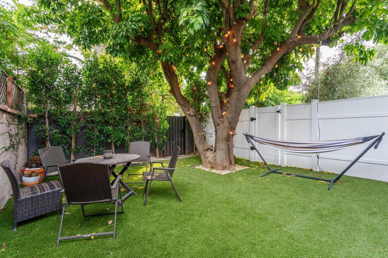 Serene 1 Bed Guest House With Patio Sleeps 6 Los Angeles Exteriér fotografie