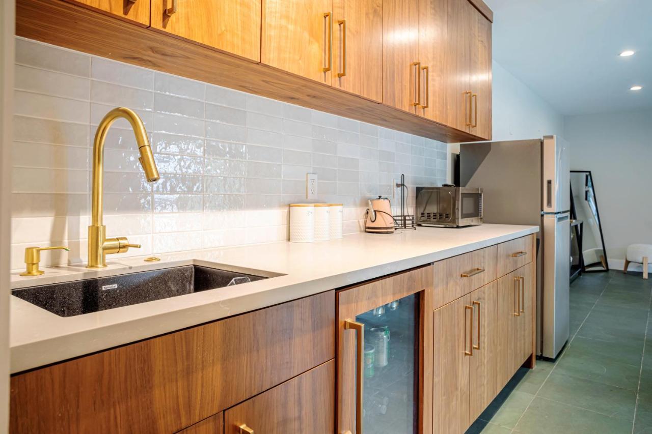 Serene 1 Bed Guest House With Patio Sleeps 6 Los Angeles Exteriér fotografie