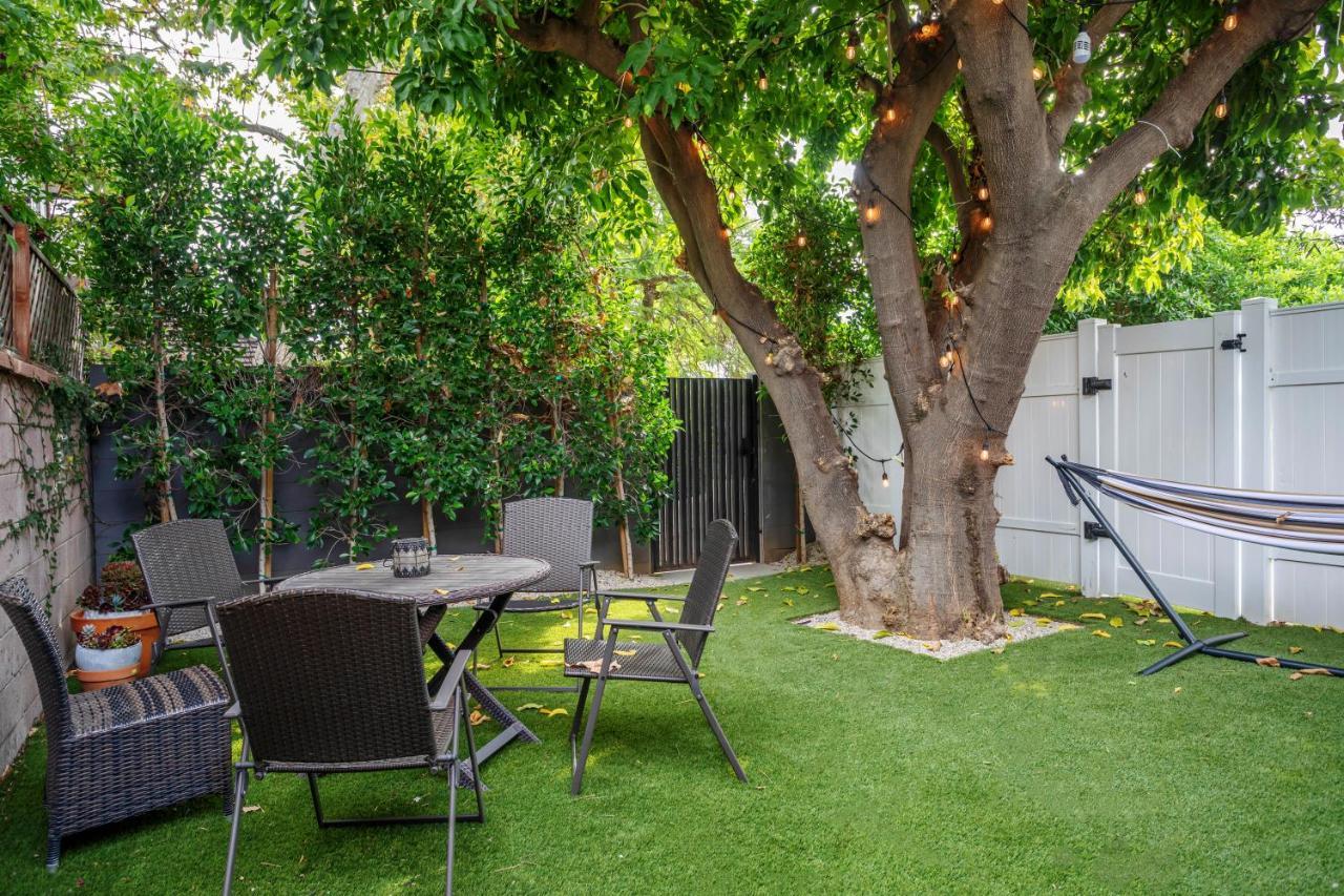 Serene 1 Bed Guest House With Patio Sleeps 6 Los Angeles Exteriér fotografie